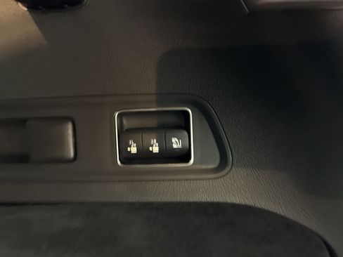 New 2026 Mercedes-Benz GLS 450 4MATIC image 8