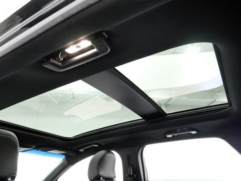 Used 2019 Ford Edge ST w/ Equipment Group 401A AWD/4WD image 22