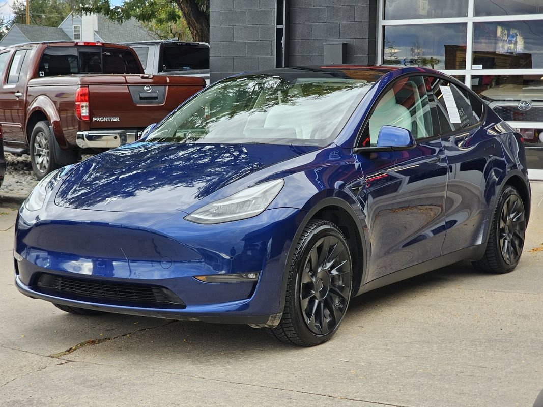 Used 2022 Tesla Model Y Long Range AWD/4WD image 8