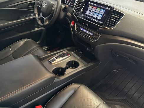 Used 2025 Honda Ridgeline TrailSport image 16