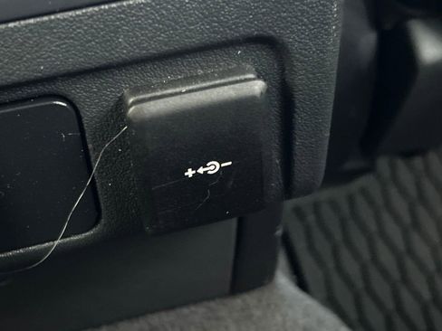 Used 2024 Jaguar F-PACE R-Dynamic S image 26