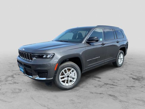 New 2026 Jeep Grand Cherokee L Laredo AWD/4WD image 1