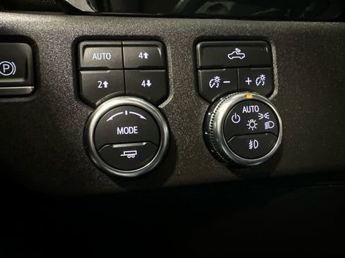 Used 2024 GMC Sierra 1500 Elevation w/ Preferred Package image 30