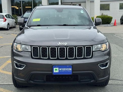 Used 2019 Jeep Grand Cherokee Laredo AWD/4WD image 8