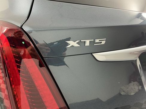 Used 2020 Cadillac XT5 Premium Luxury image 20