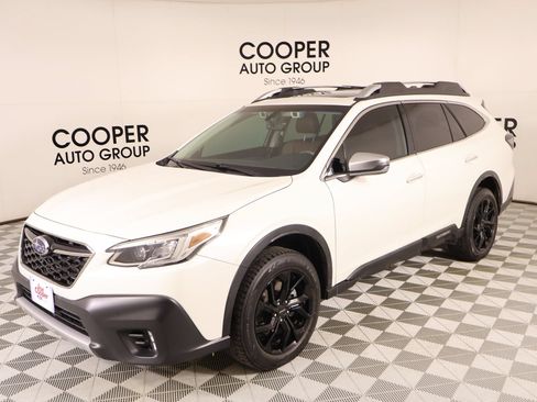 Used 2020 Subaru Outback Touring XT AWD/4WD image 10