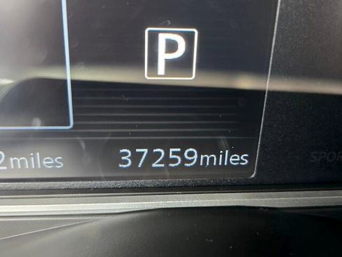 Used 2020 Nissan Kicks SR w/ Exterior Package FWD image 23