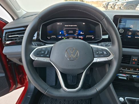 New 2025 Volkswagen Jetta SE image 10