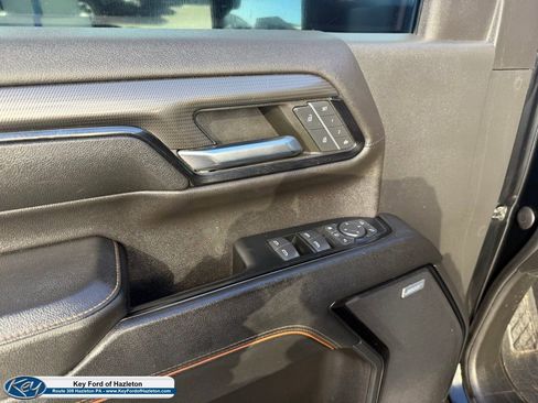 Used 2024 GMC Sierra 2500 AT4 w/ AT4 Premium Plus Package image 8