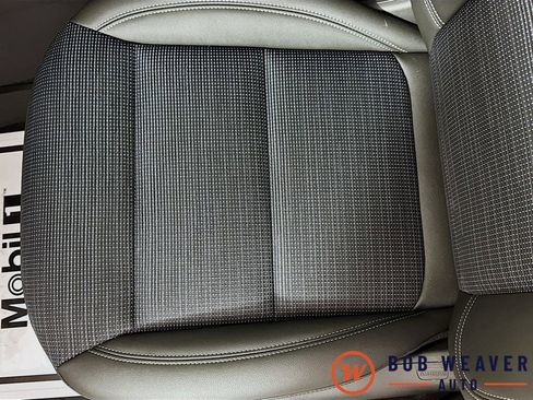 Used 2025 Buick Envista Sport Touring w/ Convenience I Package FWD image 24
