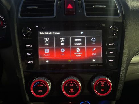 Used 2016 Subaru Forester 2.5i Limited image 19