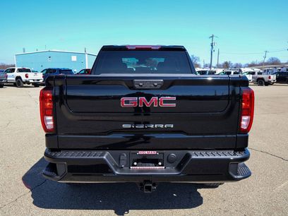 New 2026 GMC Sierra 1500 Pro w/ Graphite Edition