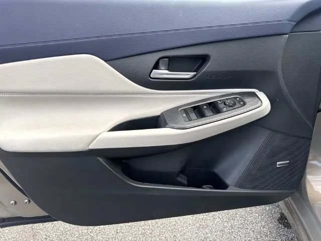 Used 2026 Nissan Sentra SL w/ Floor Mat Package FWD image 27