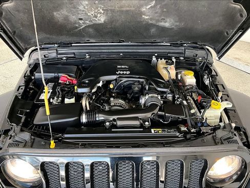 Used 2020 Jeep Wrangler Unlimited Sport S AWD/4WD image 11