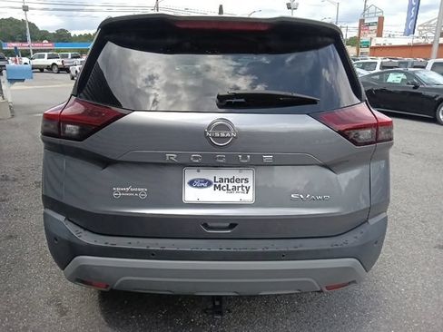 Used 2023 Nissan Rogue SV AWD/4WD image 4
