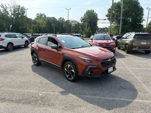 Used 2024 Subaru Crosstrek 2.5i Limited AWD/4WD image 1