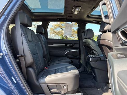 Certified 2025 Kia Telluride SX Prestige X-Line AWD/4WD image 20