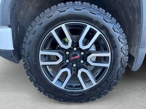 Certified 2025 GMC Sierra 1500 AT4 w/ AT4 Preferred Package image 23