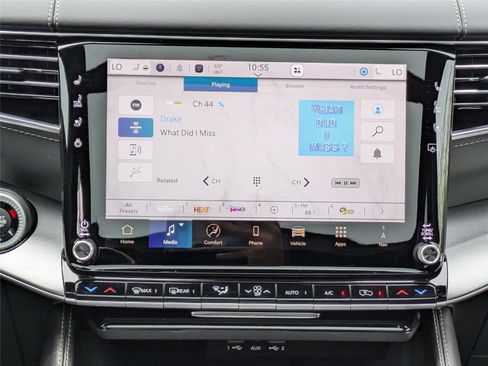 New 2026 Jeep Grand Wagoneer Limited AWD/4WD image 19