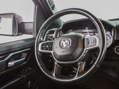 Used 2022 RAM 1500 Big Horn AWD/4WD image 14