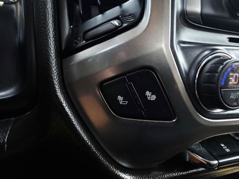 Used 2018 Chevrolet Silverado 1500 LT w/ All Star Edition AWD/4WD image 38