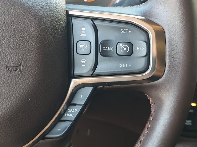 Used 2026 RAM 2500 Limited AWD/4WD image 22