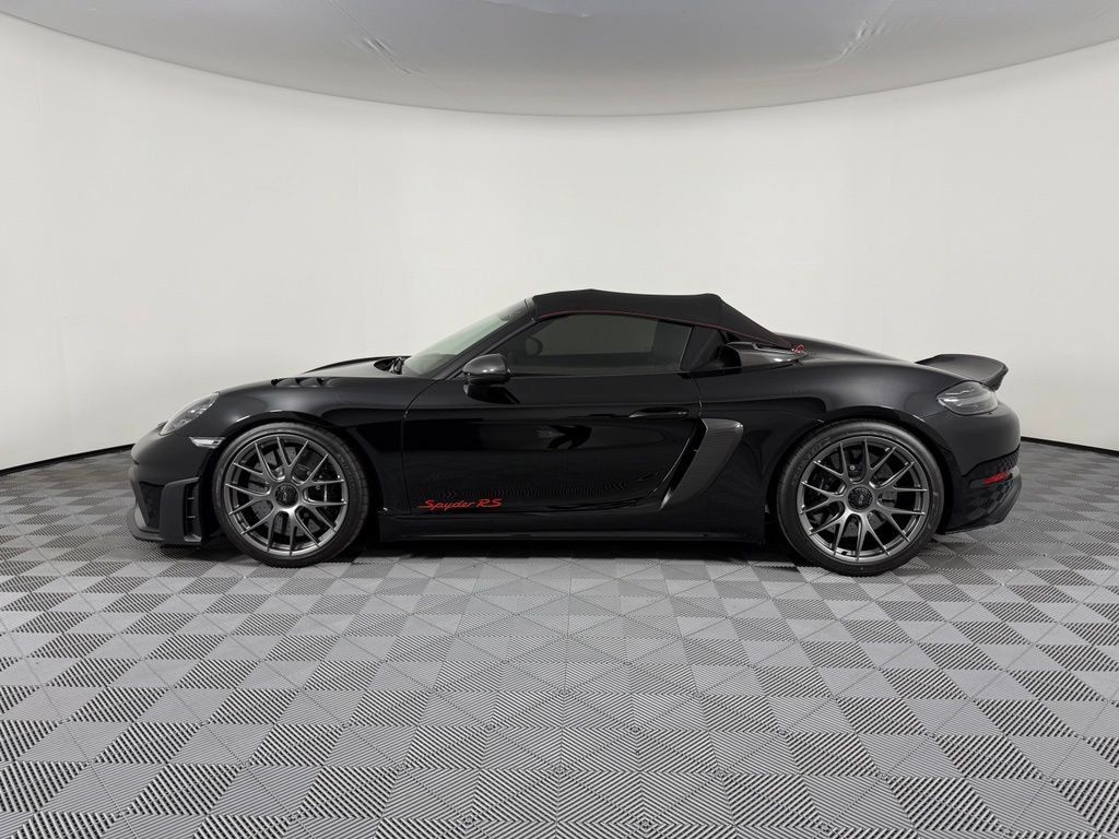 Certified 2024 Porsche 718 Boxster Spyder RS RWD image 2