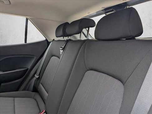 New 2026 Hyundai Venue SE image 18