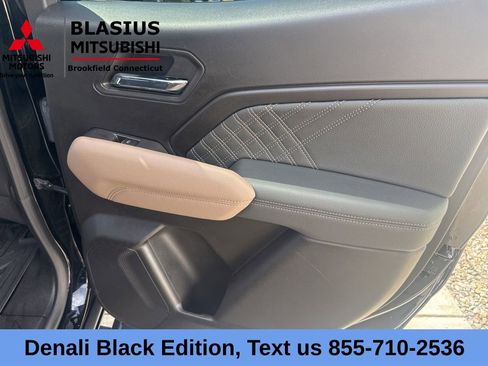 Used 2024 GMC Canyon Denali w/ LPO, Denali Black Edition AWD/4WD image 21