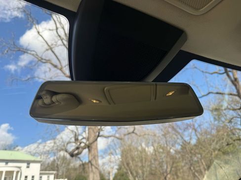 Used 2014 Tesla Model S 85 image 23