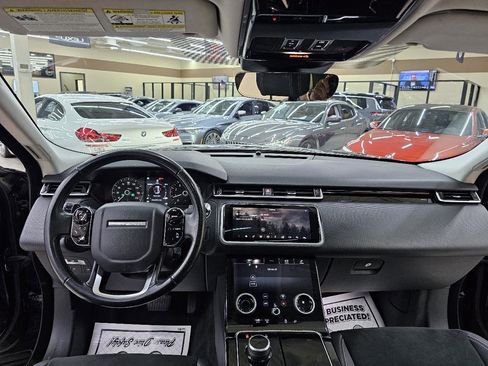 Used 2018 Land Rover Range Rover Velar AWD/4WD image 25