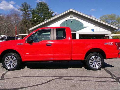 Used 2017 Ford F150 XL w/ Equipment Group 101A Mid AWD/4WD image 3