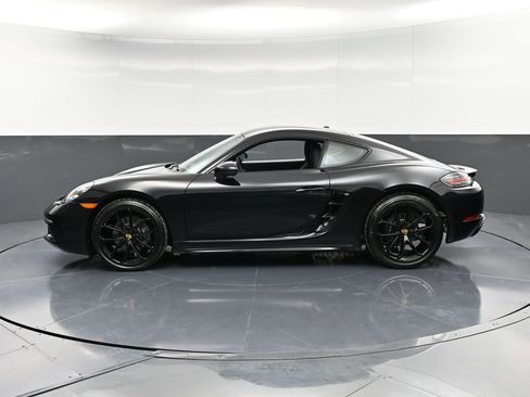 New 2025 Porsche 718 Cayman image 2