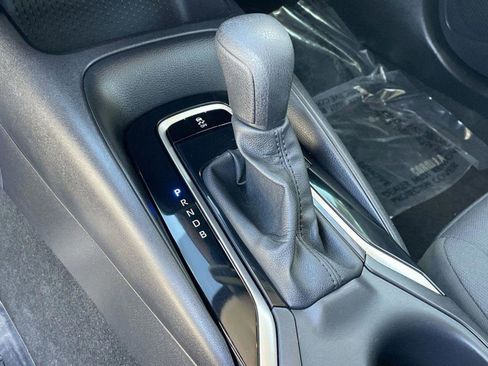 Used 2024 Toyota Corolla LE image 23