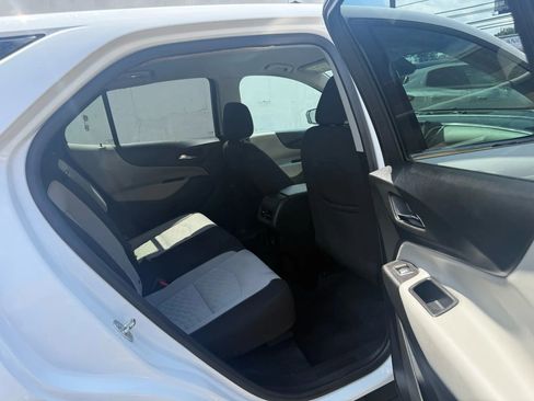 Used 2020 Chevrolet Equinox LT AWD/4WD image 25