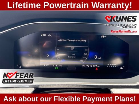 Used 2025 Volkswagen Jetta SE FWD image 20