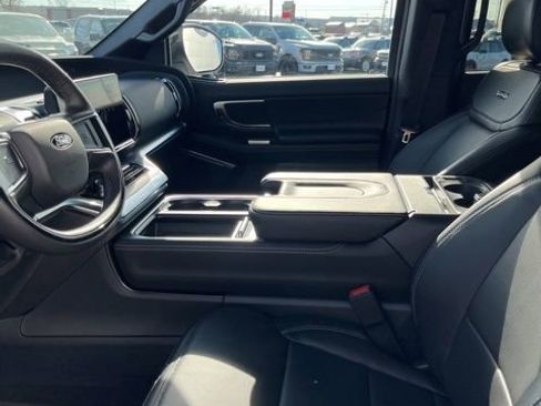 New 2025 Ford Expedition Max Platinum w/ Stealth Performance Package AWD/4WD image 12
