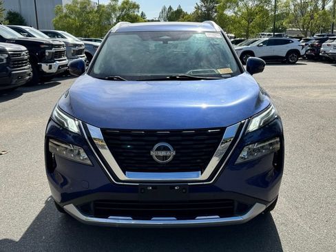 Used 2023 Nissan Rogue Platinum w/ Platinum Premium Package AWD/4WD image 2
