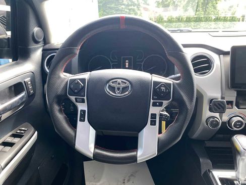 Used 2018 Toyota Tundra Platinum image 18
