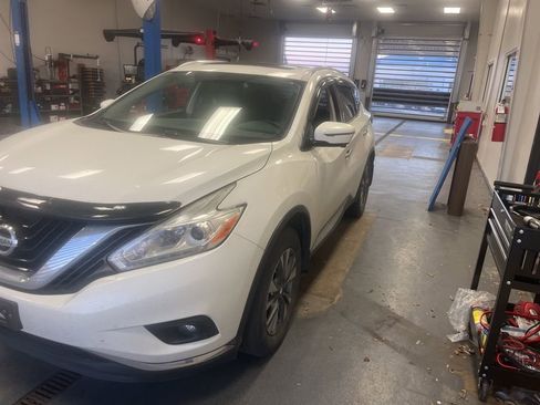Used 2017 Nissan Murano SL w/ SL Technology Package image 3