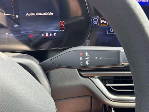 New 2026 Chevrolet Equinox EV LT FWD image 18