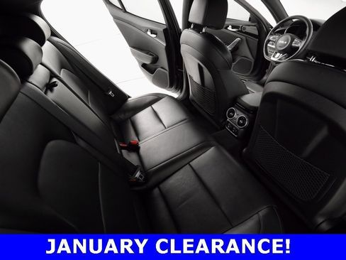 Used 2022 Kia Stinger GT-Line image 12