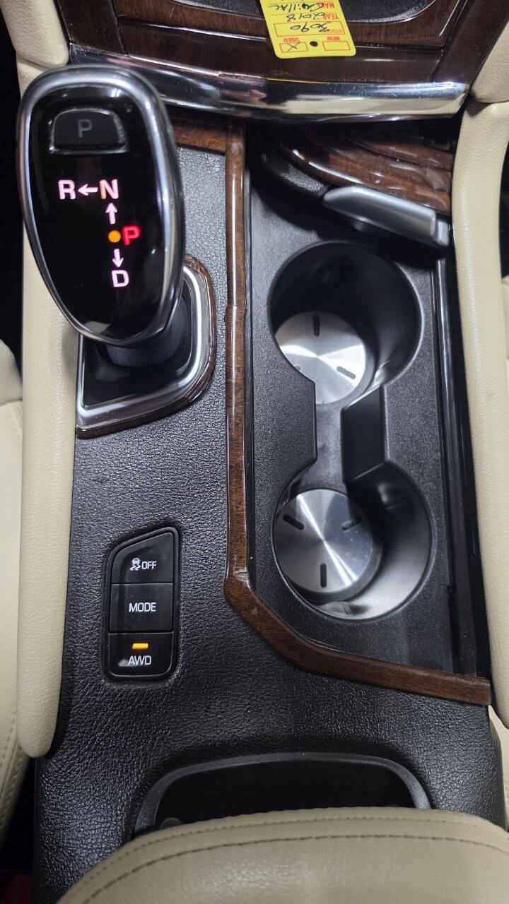 Used 2018 Cadillac XT5 AWD image 33