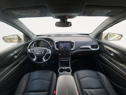 Used 2021 GMC Terrain SLT image 13