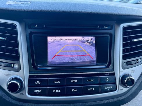 Used 2016 Hyundai Tucson SE w/ Option Group 12 image 17