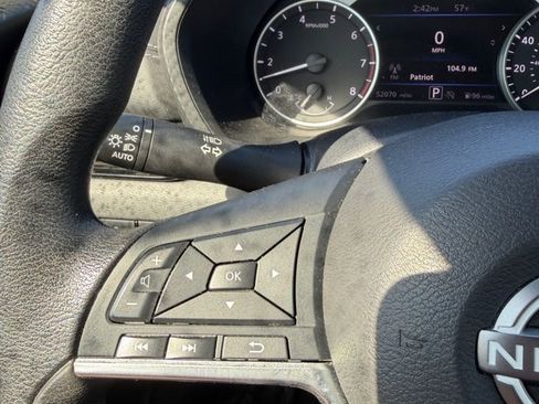 Used 2024 Nissan Sentra SV image 18