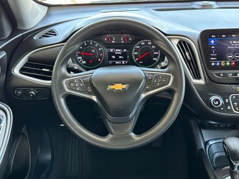 Used 2024 Chevrolet Malibu LT FWD image 15