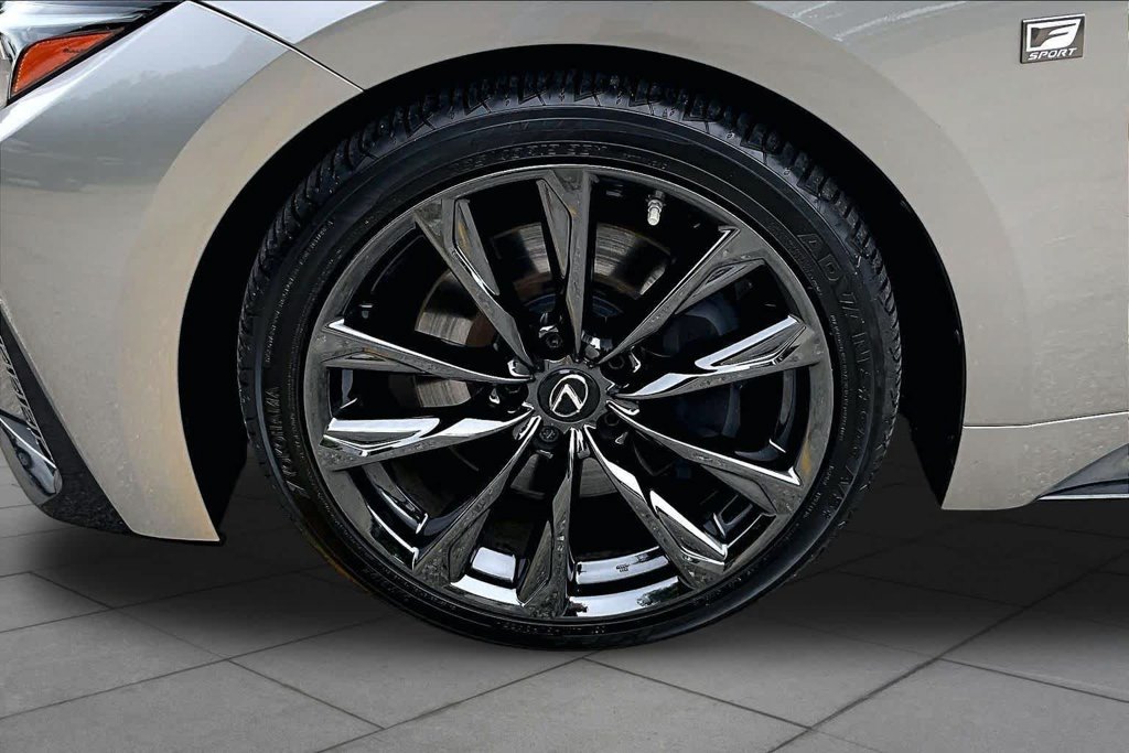 Used 2021 Lexus IS 350 F Sport w/ Accessory Package RWD image 11