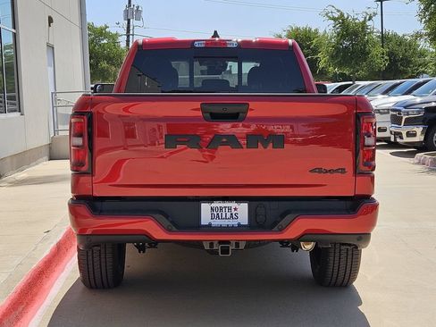 New 2026 RAM 1500 Express AWD/4WD image 4