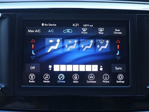 Used 2021 Chrysler Voyager Lxi image 51